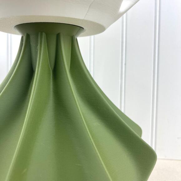 Lotus Inspired Table Lamp, Bloom Table Lamp, Desk Lamp and Shade, Bedside Lamp - Picture 6 of 12